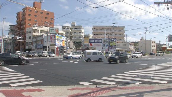 窃盗事件で逃走中の車が事故 少年逮捕