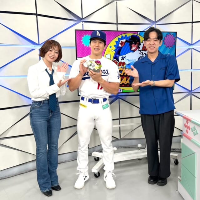 ＼今日のCATCHY／

本日でマチョ谷さんが、水曜スタジオMCのレギュラー出演最終回！💦ということで
『マチョ谷ベストスリー』のコーナーを企画しました👏
レギュラー出演開始から2年間の思い出ベスト3を振り返りましたよ～✨

また、『Let's Goマチョターニさん』のロケにも出かけました📹
今回は那覇市の「かぐらこども園」のみなさんからオファーがあり、4月生まれの子どもたちのお誕生日会をお手伝い🎊

子どもたちからも人気者のマチョ谷さん!!
オファーがあればいつでも駆けつけるとのことなので、
ぜひCATCHYホームページのメッセージまでご依頼ください✉

2年間MCとして番組を盛り上げてくださりありがとうございました💐
またCATCHYでお会いしましょう👌

見逃し配信サイト
「Quebee/キュエビー」からも見ることができますよ〜📱💯
みなさんチェックしてみてくださいね！🔍

CATCHYは月～金曜16:15～生放送！ぜひ見てね👀

･････････････････････････････････････････
『今より“ちょっとだけ”よくなる』情報をお届け
あなたの生活により添った、
手が届きそうなシアワセ、情報、知しきを
@cathy.qab
･････････････････････････････････････････

#okinawa #qab #沖縄 #catchy
#視聴者プレゼント #ビオスの丘 #ペアチケット #乗船券 #自然 #マチョ谷翔平 #マチョ谷体操