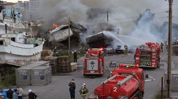 那覇市港町で火事