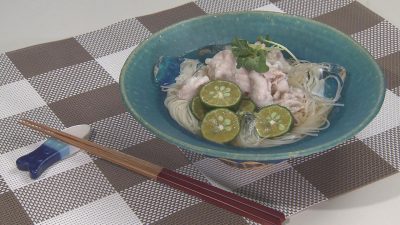 水出汁でつくるシークヮーサーそうめん