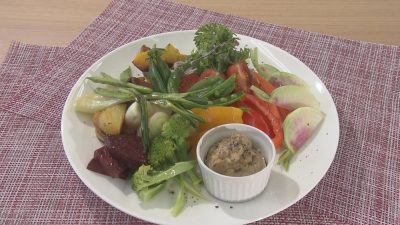 旬の温野菜とバーニャカウダソース