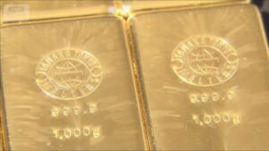 金価格2万2463円で過去最高値　安全資産として需要高　銀は45年ぶり高値