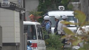クマに襲われ4人けが 建物に居座る 秋田・湯沢市の市街地