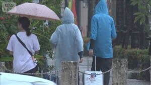沖縄で記録的大雨　東京都心などでは師走並み寒さ