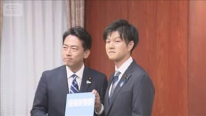各省庁で新大臣へ引き継ぎ式　鈴木農水大臣「私なりに国民のため努力」