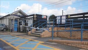 英列車刺傷の被告 別事件にも関与か 32歳男を起訴 「英雄的行動」対峙した乗務員重体