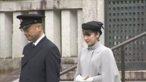 愛子さま 武蔵野陵を参拝　来週のラオス訪問を報告