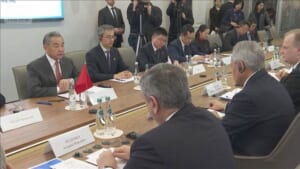 中国外相「日本軍国主義復活には断固反撃」　ロシア高官と認識共有