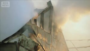 住宅6軒燃える2人死亡 住人姉弟と連絡取れず 大阪・守口市