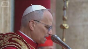 ローマ教皇レオ14世就任後初クリスマスメッセージ 「対話と平和のため役割果たそう」