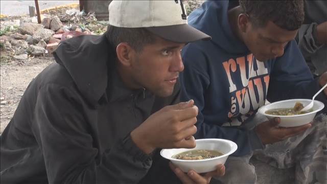 ベネズエラ 政治犯釈放 約800人が収監中 「民主化の第一歩」期待の声も