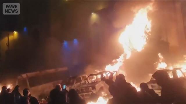 イラン抗議デモ拡大 ハメネイ師「外国への協力者許さない」トランプ氏は軍事介入示唆