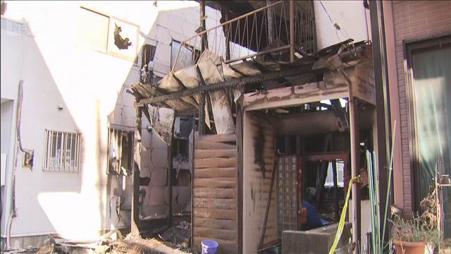埼玉・所沢市で住宅3軒を焼く火事　1人死亡