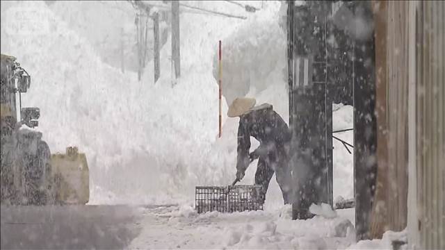 週末に再び強烈な寒波襲来　“災害級大雪”の日本海側でさらに積雪増加も