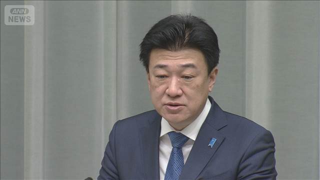 官房長官「毅然と対応」 　中国漁船を拿捕 船長逮捕