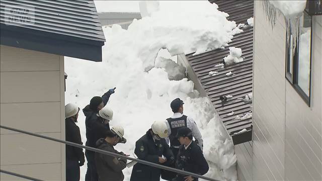 「3人が埋まってる」通報者　落雪事故で男性死亡 札幌市