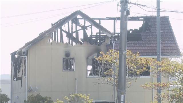 2階で襲われたか 現場検証続く　東広島市“放火・殺人”事件