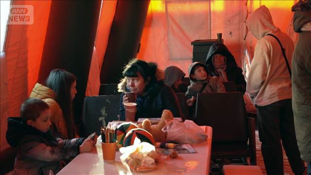 首都キーウで炊き出しに行列　ロシアのインフラ攻撃で終わり見えぬ厳しい生活