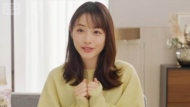 石原さとみ、レコードに癒やされる“家族との幸せ時間”【芸能動画】