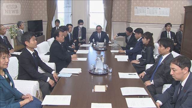 年度内成立は？「土曜審議」見送り