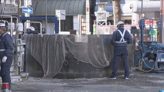 通行止め解除のめど立たず　大阪中心部に巨大パイプ