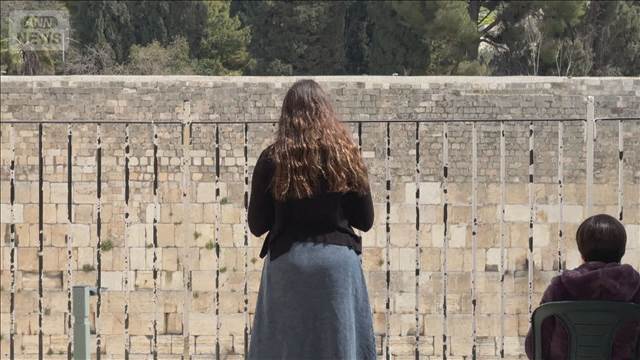 世界遺産・旧市街近くにミサイル　3つの宗教の聖地エルサレム　信者入れず外から祈り