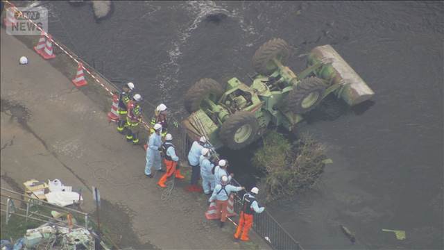 重機が川に転落　運転していた60代男性が意識不明　横浜市緑区