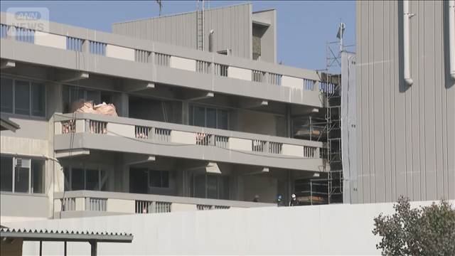 校舎から重機ごと転落　作業員が死亡　香川・三豊市