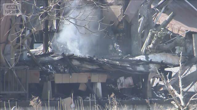 住宅火災で2人の遺体 住人の高齢親子と連絡取れず　新潟