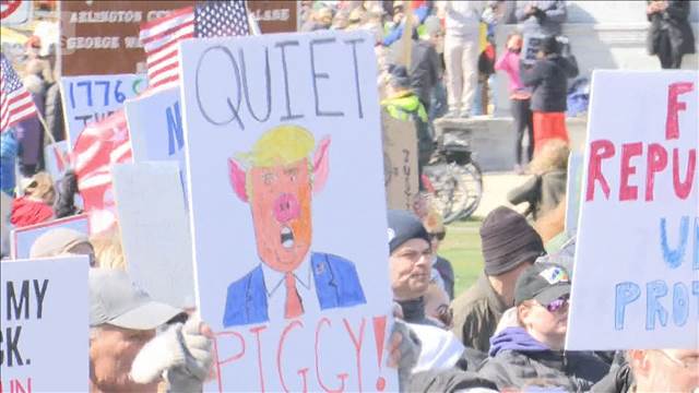 「王はいらない」　全米各地で“反トランプ”デモ　イラン攻撃や生活費高騰に抗議