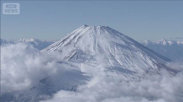 閉山中の富士山で滑落相次ぐ 市長怒り「考え方がずるい」救助費の遭難者負担を要望