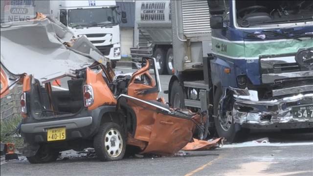 トラックと軽乗用車が正面衝突　70代の男性が死亡　北海道・平取町