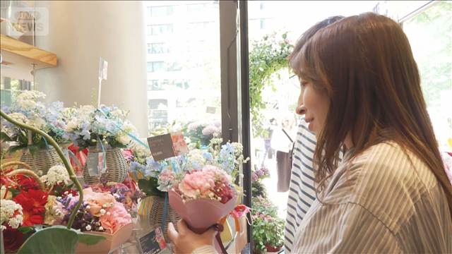 母の日に「感謝の気持ちを」 　カーネーションに想い重ね