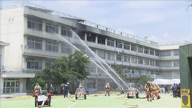 【速報】東京・北区の小学校で火事　4階の音楽室から出火　小学生3人救助