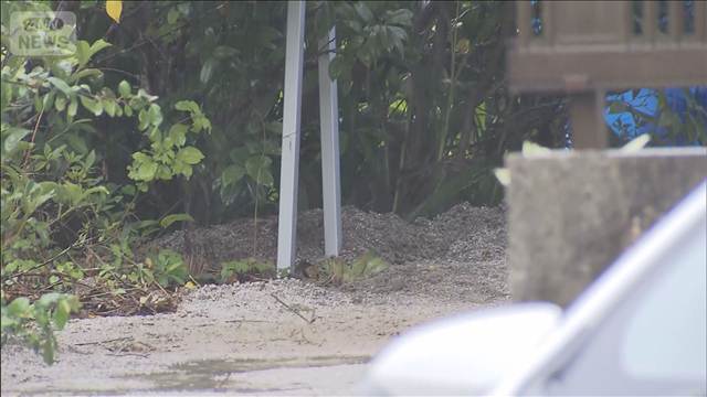 住宅の庭から2人の遺体　49歳男を逮捕　父と兄か　島根