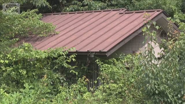 日光市の遺棄事件　逮捕の男「遺体は同居の母親」 住宅で白骨化 少なくとも数年経過か