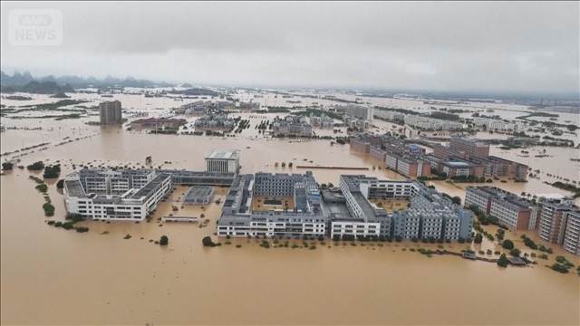 教育地区が水没　生徒ら1万2000人以上一時孤立　台風10号で中国で大規模洪水