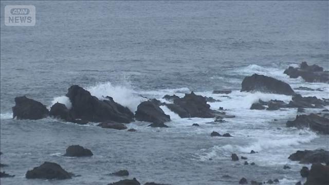 台風15号 関東に上陸へ　大雨や暴風に警戒を