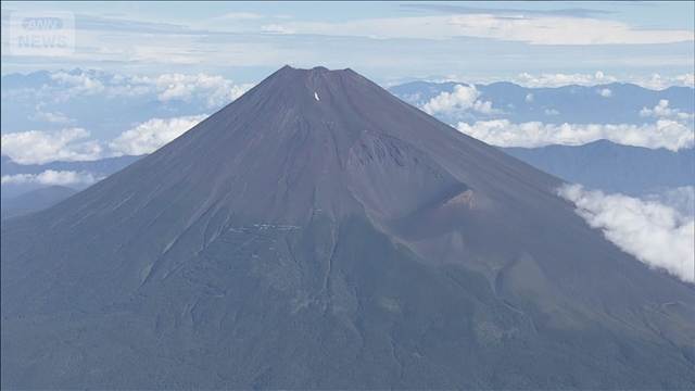 7歳男児を富士山に置き去りか　登山ルートに1人…警察が保護