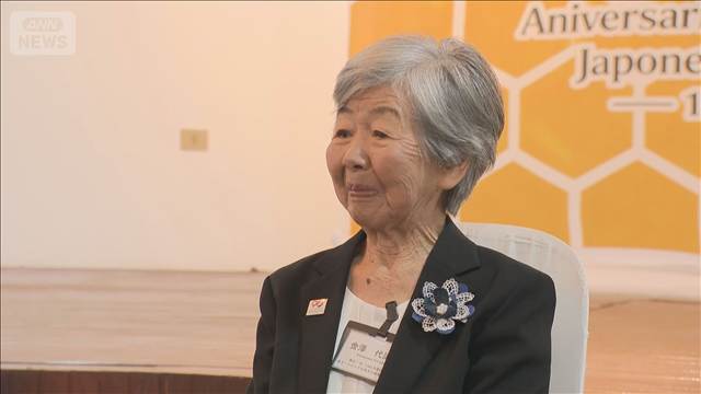 パラグアイ訪問中の秋篠宮ご夫妻　戦前に移住した日系1世らと交流 手を握り労わる