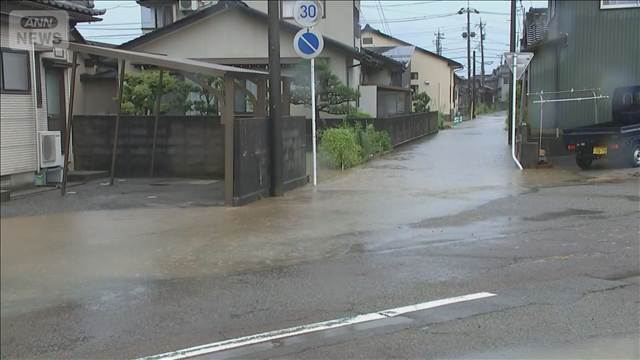特別警報の範囲が広がる恐れ　記録的大雨あすにかけて続く