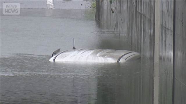 アンダーパスで車水没　女性死亡　福島・いわき市で記録的大雨