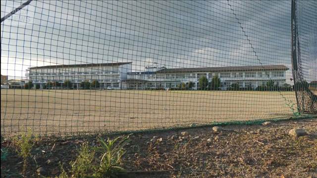 中学校でクマスプレー11人けが 男子中学生を逮捕　前日に副校長が置き忘れ…岩手
