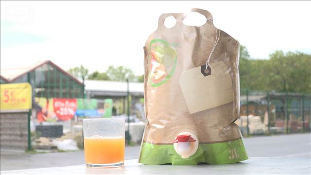 庭先のリンゴをジュースに 仏の“移動式” 食品ロス対策