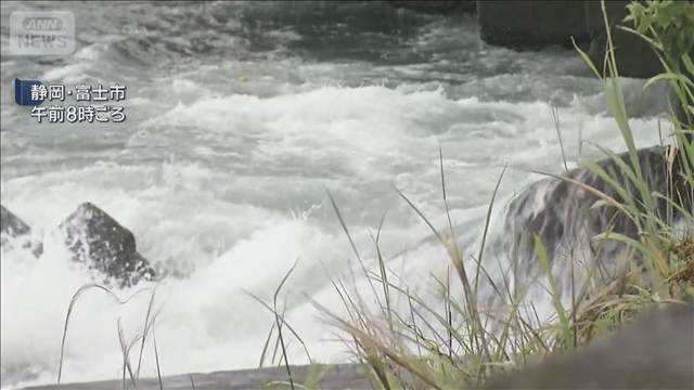 釣りの男性 高波にさらわれる　救助され軽傷　静岡・富士市