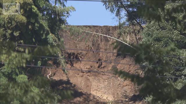 台風25号　神奈川・三浦市で土砂崩れ 60代女性死亡　4人と連絡取れず
