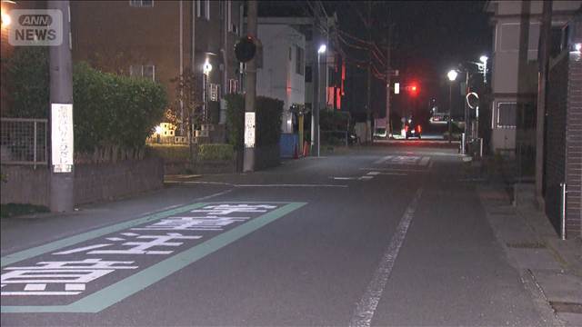 車から男性振り落とし逃走 直前に交通トラブル 愛知