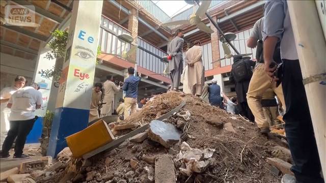 生徒30人以上死亡　学校で屋根崩落　パキスタン　教師も1人死亡　学校所有者を逮捕