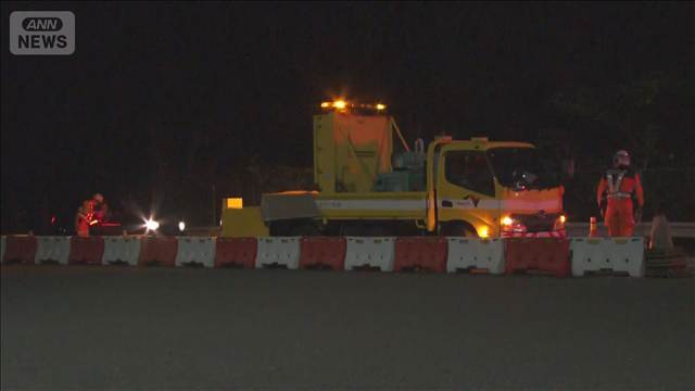 車にトラック追突 女性死亡　シカと衝突し停車　新東名高速
