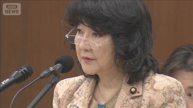 所得連動給付　子ども加算は基本額の5割以下を想定